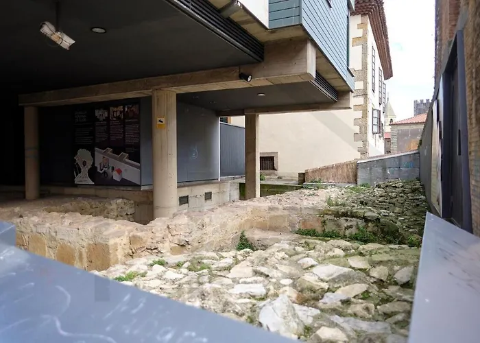 La Muralla - * Gijón